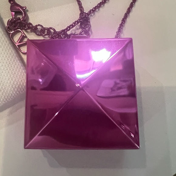 Valentino Garavani Purple Pyramid Pendant Necklace NWT!! - Picture 3 of 6